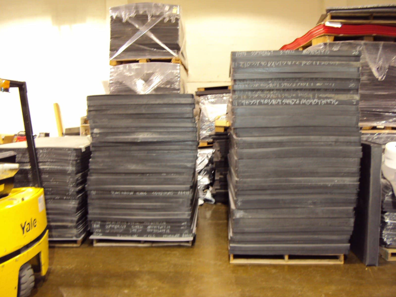 images 2lbs Minicell Foam