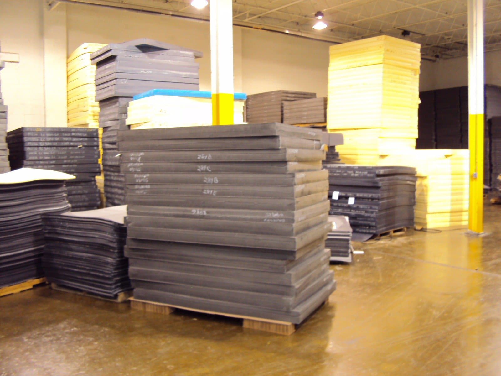 images 3lbs, 4lbs & 6lbs Minicell Foam