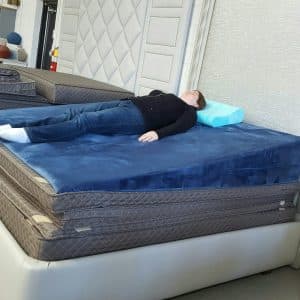 Queen Body Wedge-75" Long